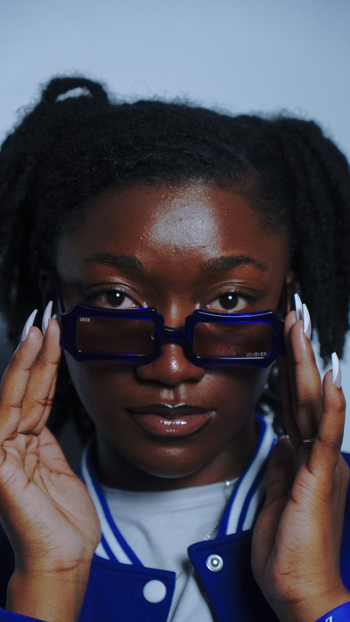 Translucent '1920' Blue Frame